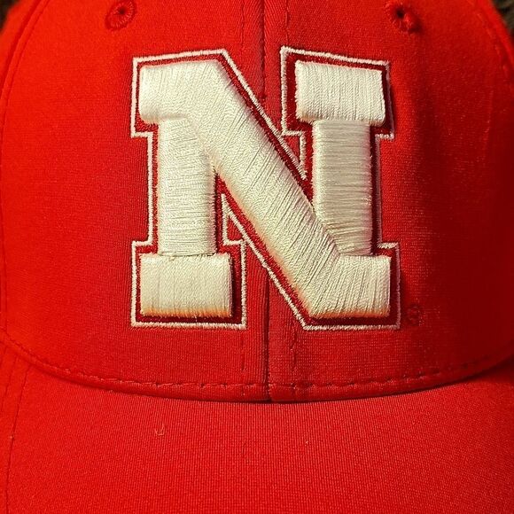 Top of the World Nebraska CornHuskers Stretchfit Hat - New - Picture 2 of 8